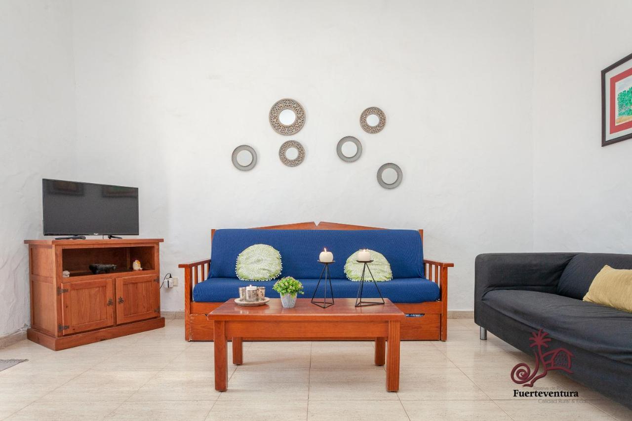 Apartamento Casa Emblemática Casa Del Cuartel La Oliva